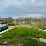 Holiday home Dom Na Wynajem Mazury Dom Na Wysokim Brzegu Nowe Bagienice